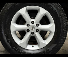Nissan Navara 2.5 dCi Tekna Auto 4WD Euro 4 4dr - 78