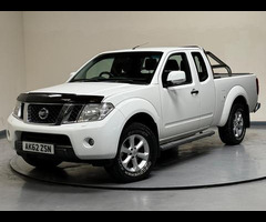 Nissan Navara 2.5 dCi Acenta King Cab Pickup 4WD Euro 5 4dr - 2