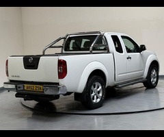 Nissan Navara 2.5 dCi Acenta King Cab Pickup 4WD Euro 5 4dr - 24