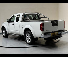 Nissan Navara 2.5 dCi Acenta King Cab Pickup 4WD Euro 5 4dr - 26