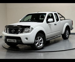Nissan Navara 2.5 dCi Acenta King Cab Pickup 4WD Euro 5 4dr - 50