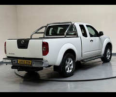 Nissan Navara 2.5 dCi Acenta King Cab Pickup 4WD Euro 5 4dr - 56