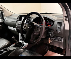Nissan Navara 2.5 dCi Tekna 4WD Euro 5 4dr - 15