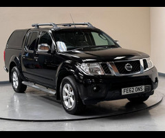 Nissan Navara 2.5 dCi Tekna 4WD Euro 5 4dr - 40