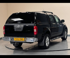 Nissan Navara 2.5 dCi Tekna 4WD Euro 5 4dr - 43