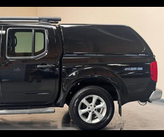 Nissan Navara 2.5 dCi Tekna 4WD Euro 5 4dr - 47