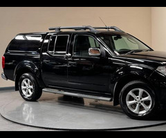 Nissan Navara 2.5 dCi Tekna 4WD Euro 5 4dr - 51