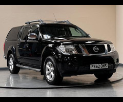 Nissan Navara 2.5 dCi Tekna 4WD Euro 5 4dr - 56