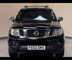 Nissan Navara 2.5 dCi Tekna 4WD Euro 5 4dr - 61