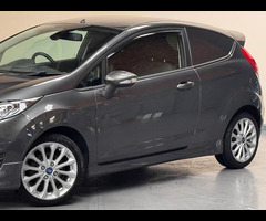 Ford Fiesta Van 1.5 TDCi Sport Panel Van 3dr - 44
