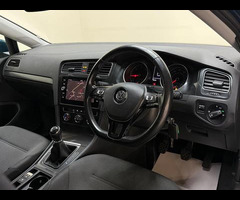 Volkswagen Golf 1.6 TDI BlueMotion Tech SE Nav Euro 6 (s/s) 5dr - 3
