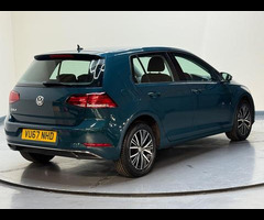 Volkswagen Golf 1.6 TDI BlueMotion Tech SE Nav Euro 6 (s/s) 5dr - 6