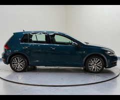Volkswagen Golf 1.6 TDI BlueMotion Tech SE Nav Euro 6 (s/s) 5dr - 14