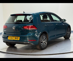 Volkswagen Golf 1.6 TDI BlueMotion Tech SE Nav Euro 6 (s/s) 5dr - 31