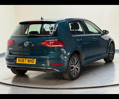 Volkswagen Golf 1.6 TDI BlueMotion Tech SE Nav Euro 6 (s/s) 5dr - 55