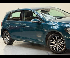 Volkswagen Golf 1.6 TDI BlueMotion Tech SE Nav Euro 6 (s/s) 5dr - 59