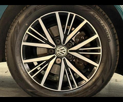 Volkswagen Golf 1.6 TDI BlueMotion Tech SE Nav Euro 6 (s/s) 5dr - 74