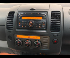Nissan Navara 2.5 dCi Outlaw King Cab Pickup 4dr - 21