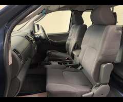 Nissan Navara 2.5 dCi Outlaw King Cab Pickup 4dr - 32