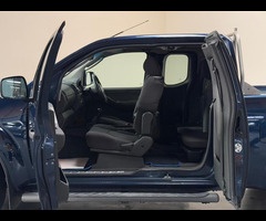 Nissan Navara 2.5 dCi Outlaw King Cab Pickup 4dr - 40