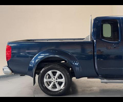 Nissan Navara 2.5 dCi Outlaw King Cab Pickup 4dr - 50