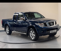 Nissan Navara 2.5 dCi Outlaw King Cab Pickup 4dr - 64