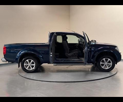 Nissan Navara 2.5 dCi Outlaw King Cab Pickup 4dr - 74