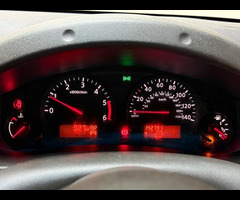 Nissan Navara 2.5 dCi Visia 4WD Euro 5 4dr - 18