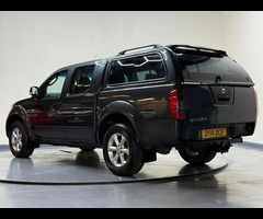 Nissan Navara 2.5 dCi Visia 4WD Euro 5 4dr - 54