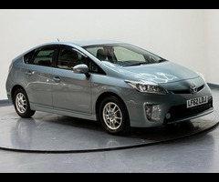 Toyota Prius 1.5 CVT 4dr - 13