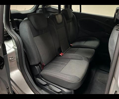 Ford Grand C-Max 1.6 TDCi Titanium Euro 5 5dr - 23