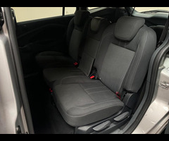 Ford Grand C-Max 1.6 TDCi Titanium Euro 5 5dr - 34