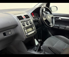 Volkswagen Touran 2.0 TDI Sport 5dr (7 Seats) - 65