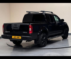 Nissan Navara 2.5 dCi Aventura 4dr - 6