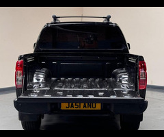 Nissan Navara 2.5 dCi Aventura 4dr - 31