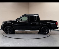 Nissan Navara 2.5 dCi Aventura 4dr - 33