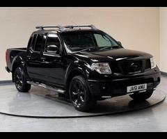 Nissan Navara 2.5 dCi Aventura 4dr - 41