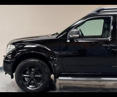 Nissan Navara 2.5 dCi Aventura 4dr - 48