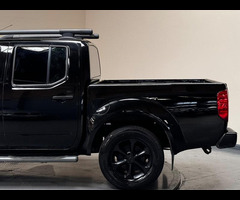 Nissan Navara 2.5 dCi Aventura 4dr - 49
