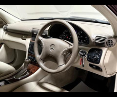Mercedes-Benz C Class 1.8 C180 Kompressor Elegance SE 4dr - 44