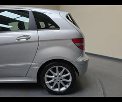 Mercedes-Benz B Class 2.0 B180 SE CVT 5dr - 8