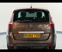 Renault Grand Scenic 1.5 dCi Privilege TomTom Euro 4 5dr - 9