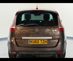 Renault Grand Scenic 1.5 dCi Privilege TomTom Euro 4 5dr - 27