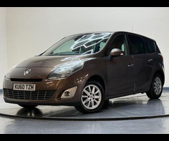 Renault Grand Scenic 1.5 dCi Privilege TomTom Euro 4 5dr - 38