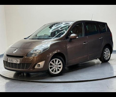 Renault Grand Scenic 1.5 dCi Privilege TomTom Euro 4 5dr - 50