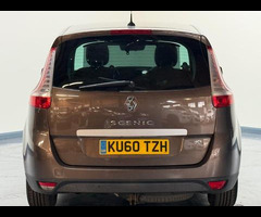 Renault Grand Scenic 1.5 dCi Privilege TomTom Euro 4 5dr - 63
