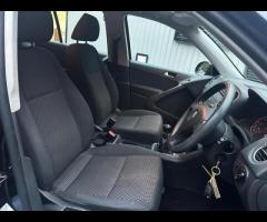 Volkswagen Tiguan GREAT EXAMPLE OF A VOLKSWAGEN TIGUAN TDI S 4WD , DRIVE AWAY BARGAIN!!

MANUAL
DIES - 9