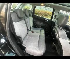 Fiat 500L GREAT EXAMPLE OF A FIAT 500L , DRIVE AWAY BARGAIN!!

MANUAL
DIESEL
SOLID 1.6L ENGINE 
ONLY - 12