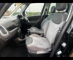 Fiat 500L GREAT EXAMPLE OF A FIAT 500L , DRIVE AWAY BARGAIN!!

MANUAL
DIESEL
SOLID 1.6L ENGINE 
ONLY - 19