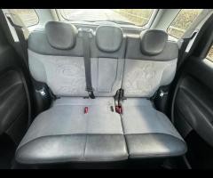 Fiat 500L GREAT EXAMPLE OF A FIAT 500L , DRIVE AWAY BARGAIN!!

MANUAL
DIESEL
SOLID 1.6L ENGINE 
ONLY - 25